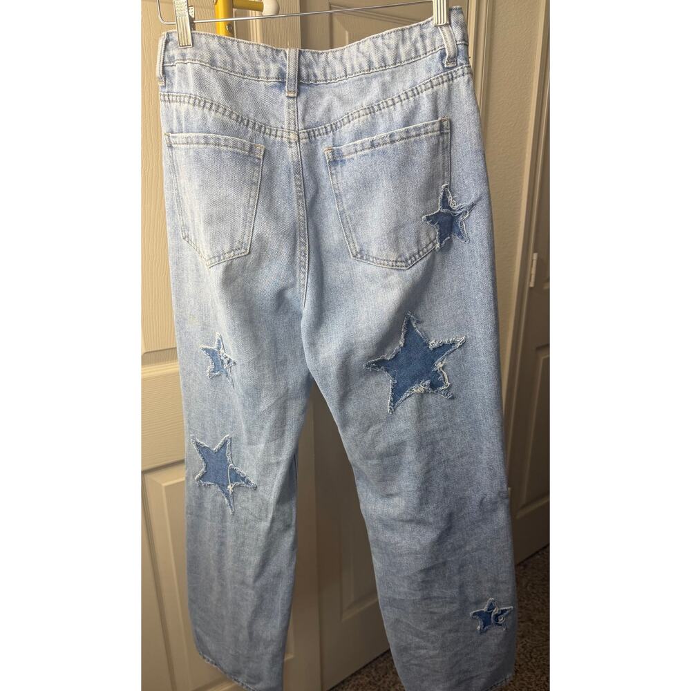 high-rise straight leg jeans with denim star patches distressed light wash. - Picture 5 of 6